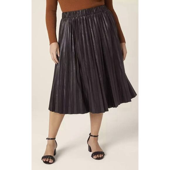 Lane Bryant Skirt Women 14/16 Black Faux Leather Pleated Flared Swing Midi - Picture 2 of 11